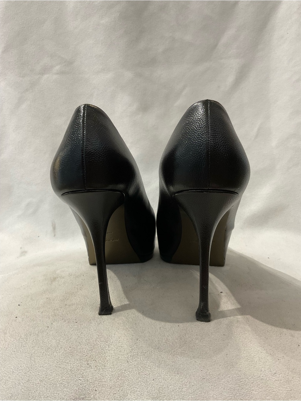 YSL Pumps - Picture 3 of 6
